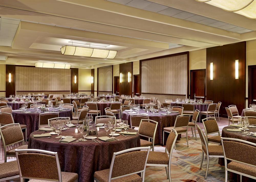 Отель The Westin Memphis Beale Street Экстерьер фото
