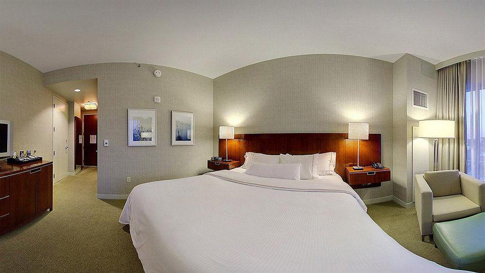 Отель The Westin Memphis Beale Street Экстерьер фото