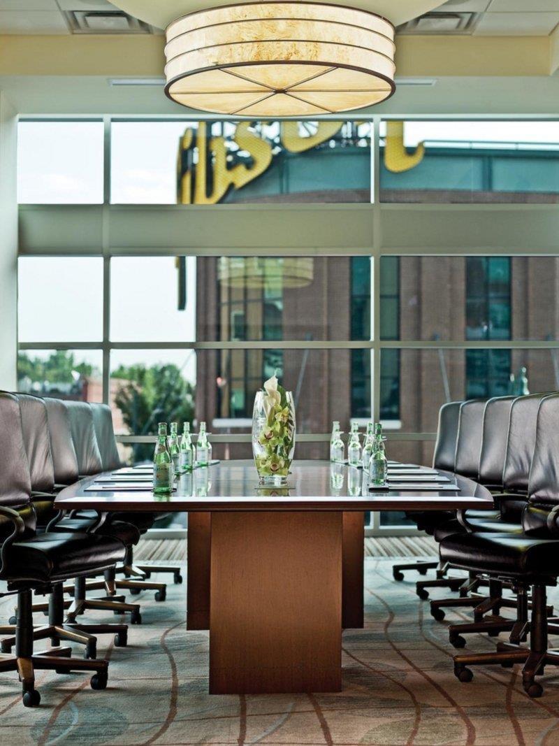 Отель The Westin Memphis Beale Street Экстерьер фото
