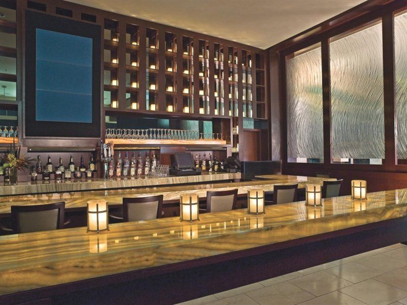 Отель The Westin Memphis Beale Street Экстерьер фото