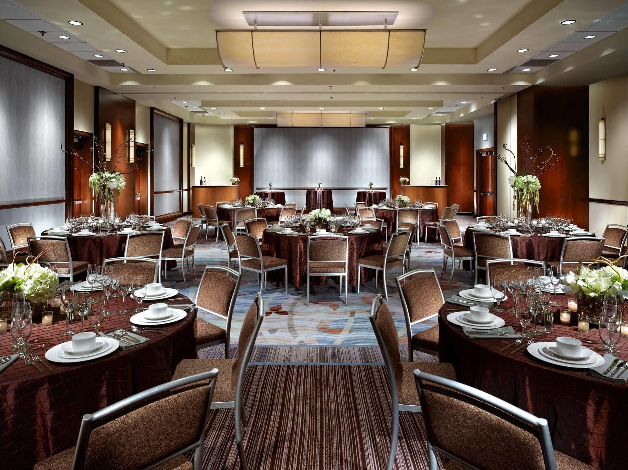 Отель The Westin Memphis Beale Street Экстерьер фото