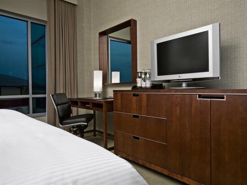 Отель The Westin Memphis Beale Street Экстерьер фото